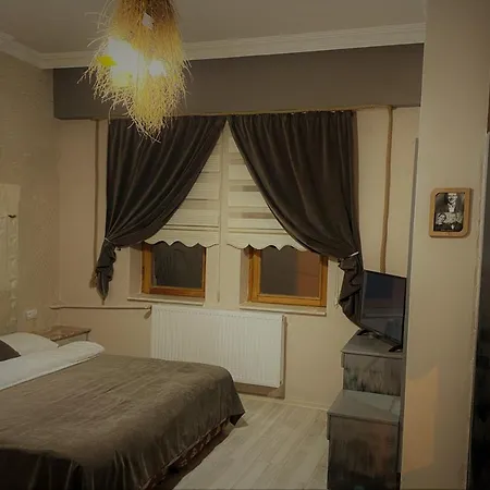 Tulpar Hotel 2*